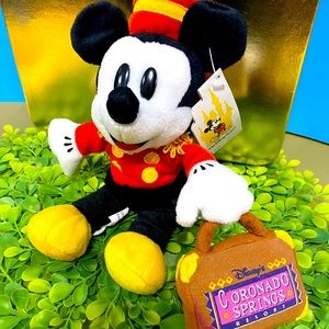 DISNEY EXCLUSIVE NWT 1990s CORONADO SPRINGS RESORT BELLHOP MICKEY BEAN BAG PLUSH